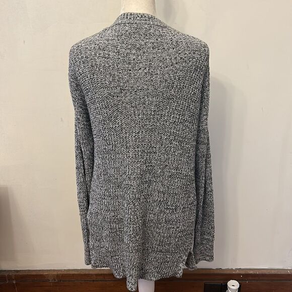 Gap black white front pocket open cardigan Size M EUC - Picture 7 of 9